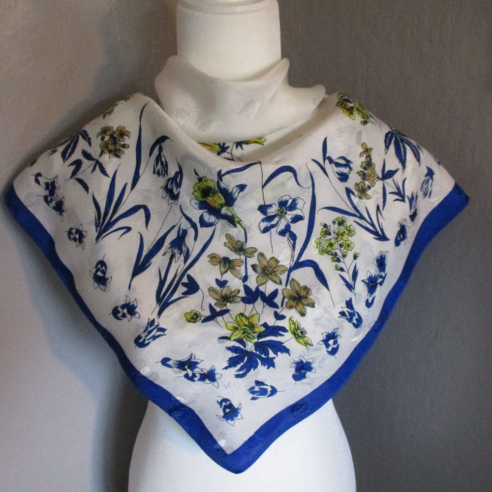 Blue & yellow 1960s floral scarf